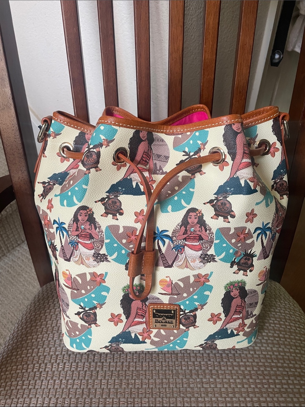 Disney Dooney & Bourke Moana Cream Tropical Hula Drawstring Bucket Bag